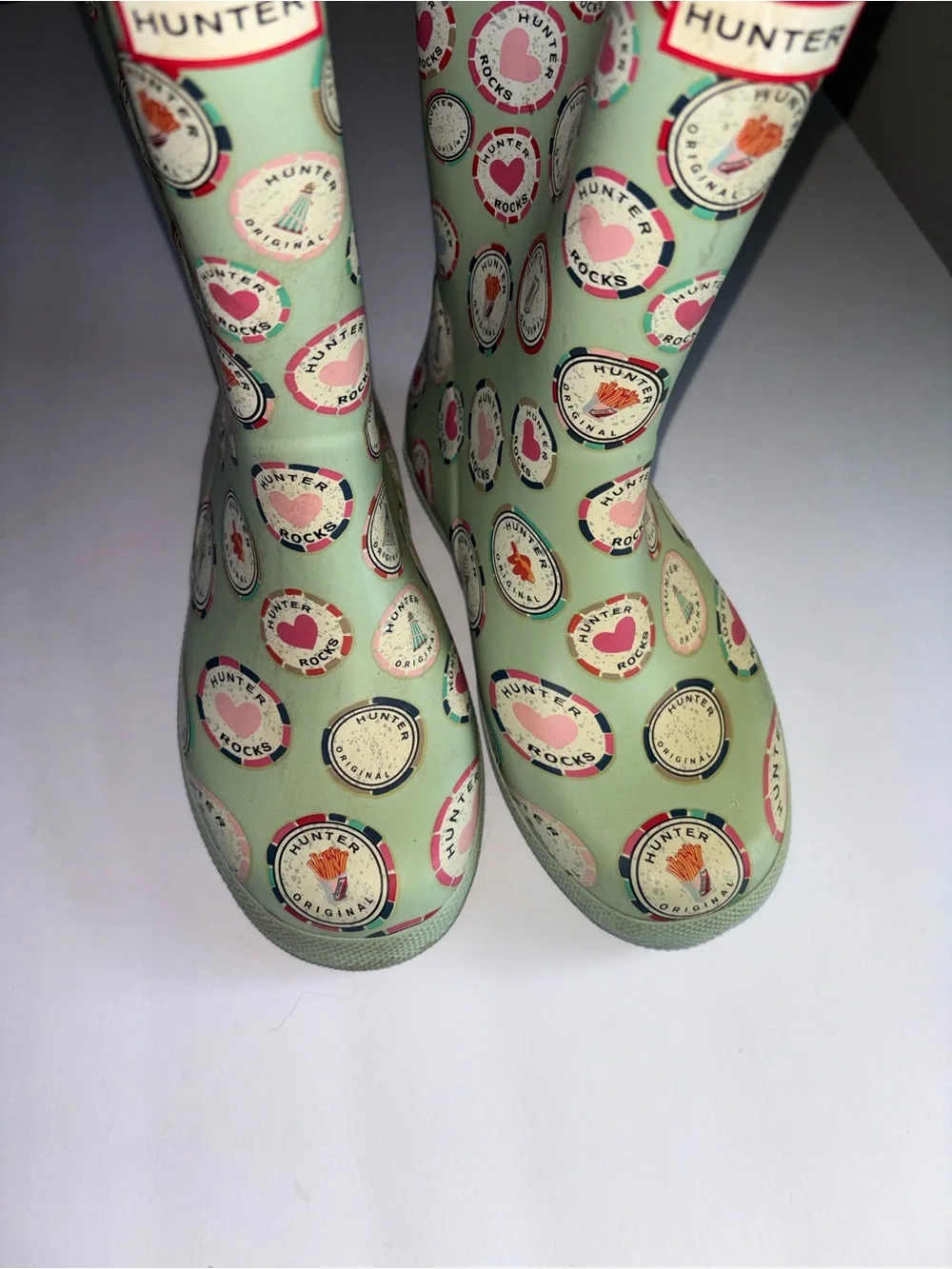 Hunter Kids Mint Green Rain Boots with Pink Badge Pattern